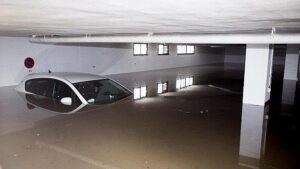 Inundación: garaje afectado